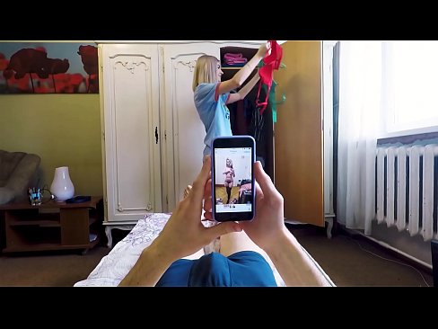 ❤️ Üvey kızkardeş, anne eve gelmeden önce kardeşi boşalmak yaptı Anal porno pornoda tr.myteporn.ru